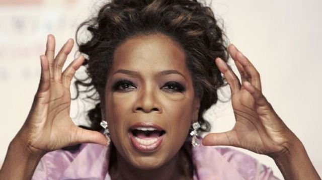 1-talk-show-host-winfrey-talks-to-journalists-before-the-opening-of-the-oprah-winfrey-leadership-academy-for-girls-in-meyerton_424702